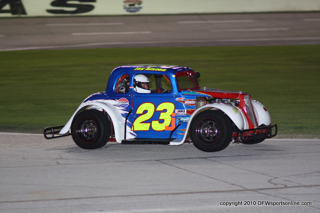 Legends racing at Texas Motor Speedway. Photo by George Walker.